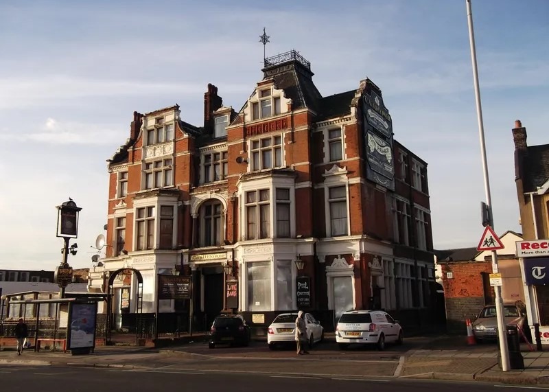 Cauliflower Pub